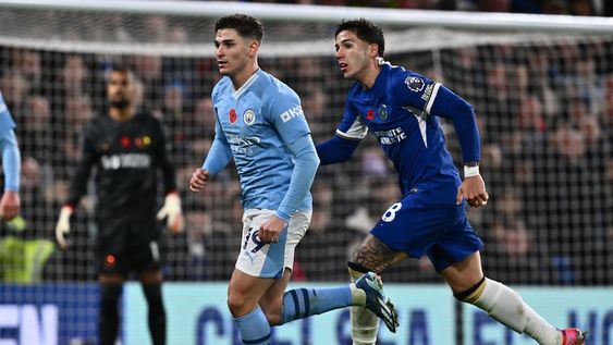 Chelsea y Manchester City empataron 4-4 por la Premier League.