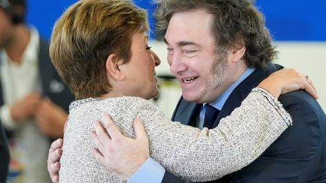 Javier Milei y la titular del FMI Kristalina Giorgieva en el G7.