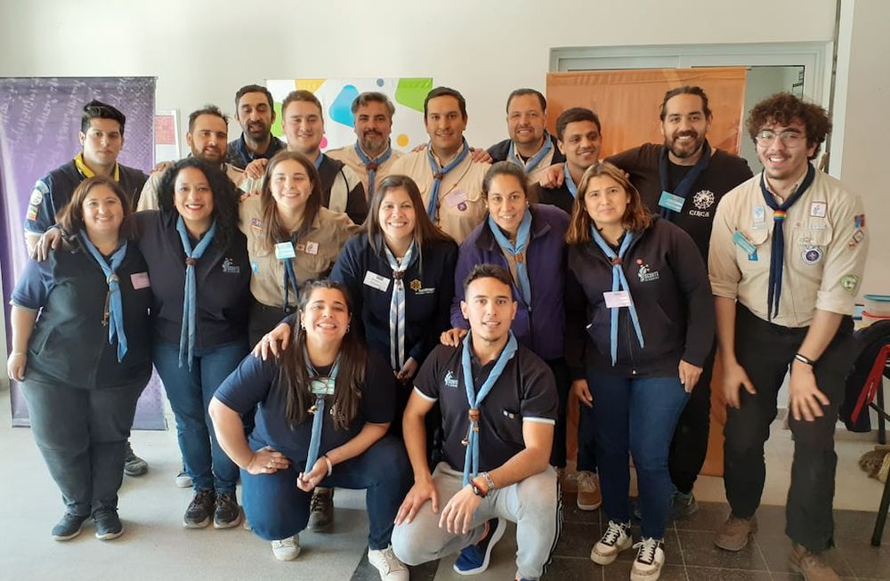 Scouts de Argentina en Mendoza celebra sus 25 años con un ascenso al Cristo Redentor de Los Andes