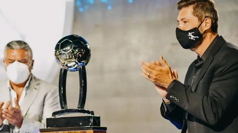 Claudio Tapia y Marcelo Tinelli también opinarán sobre la nueva disputa del torneo.