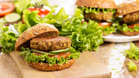Día de la hamburguesa: ¿qué opción vegetal imita mejor a las de carne?