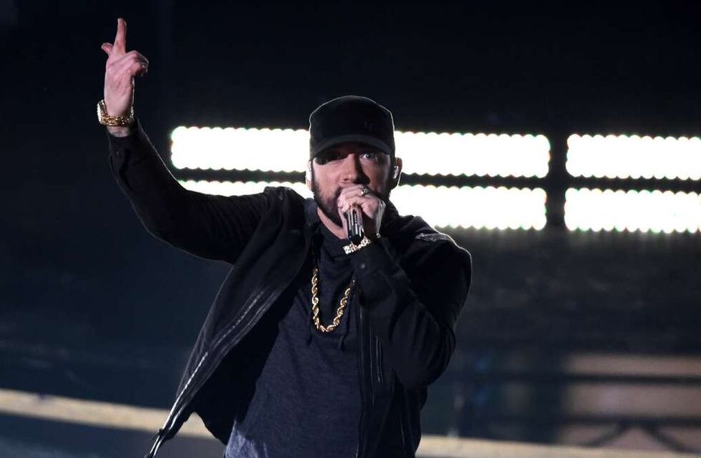 Sorpresa en los Oscar: Eminem interpreta Lose Yourself a 17 años de su premio