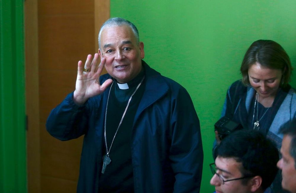 Chile: el Papa echó a otros dos obispos acusados de abuso sexual
