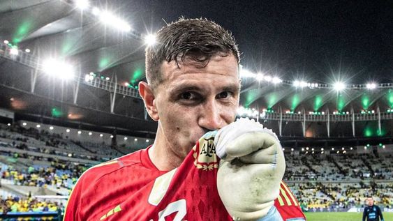 Dibu Martínez y sus sueños pendientes con la selección (AFA)