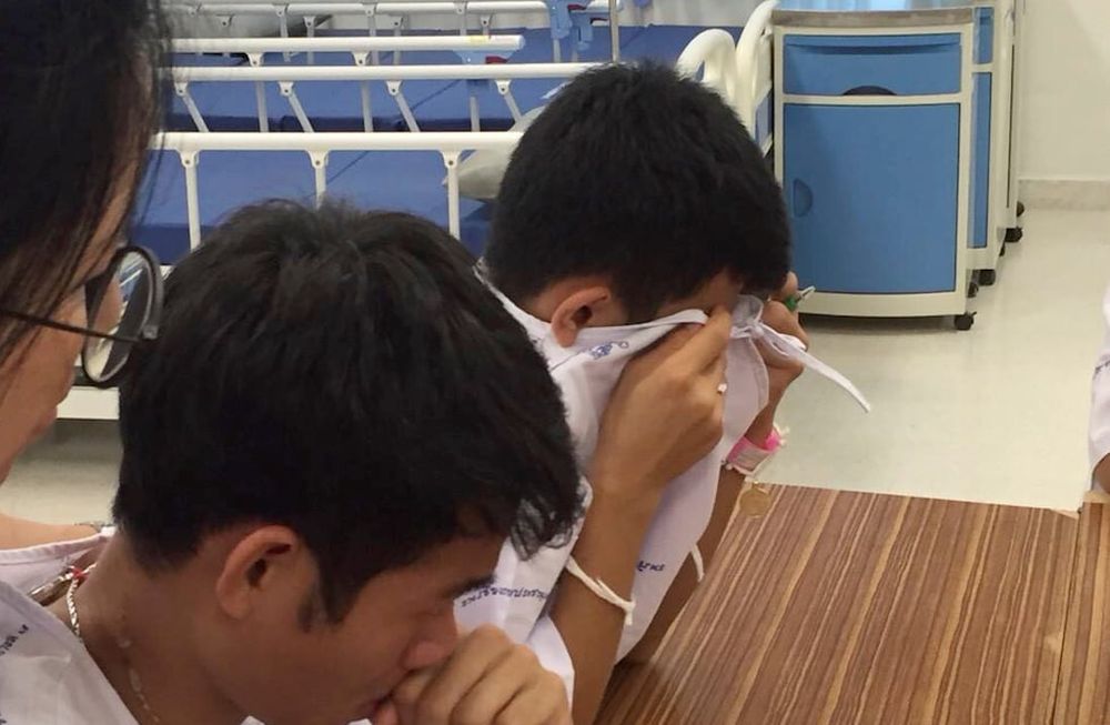 Tailandia: la reacción de los chicos al enterarse de la muerte del buzo durante su rescate