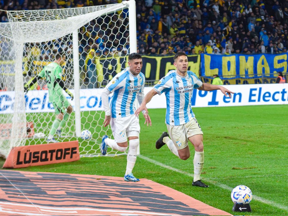 Ferreyra sorprendió en el complemento y desató el festejo de los tucumanos que acompañaron al equipo. Ferreyra sorprendió en el complemento y desató el festejo de los tucumanos que acompañaron al equipo.
