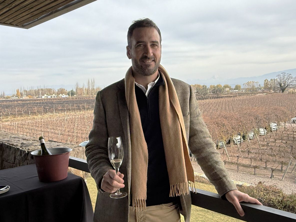 Tomás Cruzat aseguró que los consumidores priorizan calidad y experiencias antes que cantidad.