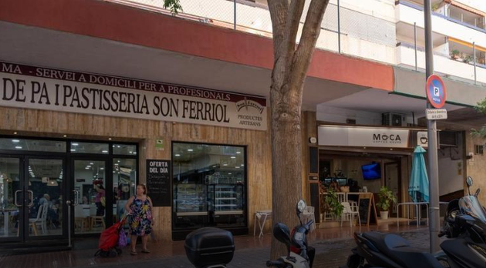España: un joven sobrevivió tras lanzarse desde un piso 12 de un edificio