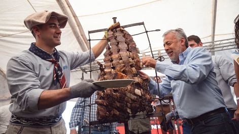 Alfredo Cornejo participo del Día de Campo de la Fiesta Nacional de la Ganadería.