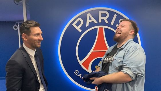 Leo Messi fue entrevistado por el streamer Ibai Llanos en el mítico estadio del PSG. / PSG oficial Leo Messi fue entrevistado por el streamer Ibai Llanos en el mítico estadio del PSG. / PSG oficial