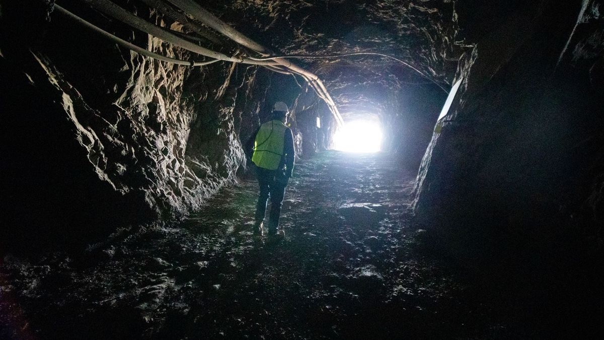 Descubren un gran túnel subterráneo utilizado para el transporte de drogas entre Marruecos y España: se incautaron 17 toneladas