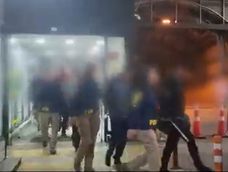 Los hinchas paraguayos. Gentileza Los Andes Online. Los hinchas paraguayos. Gentileza Los Andes Online.