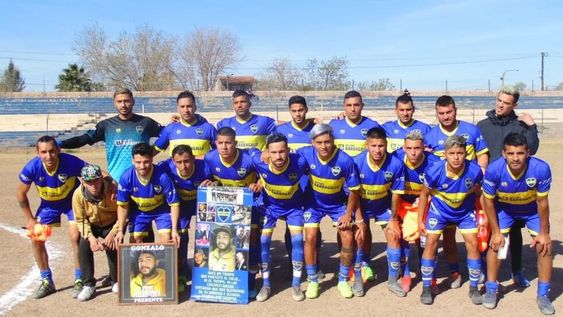 Boquita hace historia. El equipo dirigido por Matías DAngelo igualó ante Rodeo del Medio 0-0 y jugará la próxima fase campeonato. / Gentileza Prensa Boca Juniors de Bermejo.