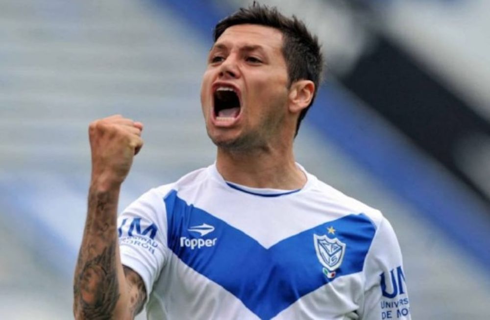 Del amor al odio: Mauro Zárate dejó plantado a Vélez y jugará en Boca