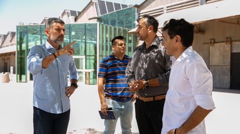 Ulpiano Suarez recorrió diferentes tareas que se ejecutan en espacios públicos de la Ciudad
