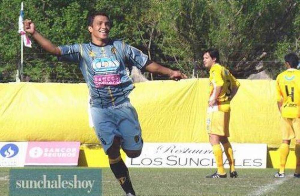 Ayer se sumó Jonathan Lastra al Lobo