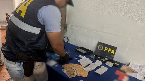 Los Andes | Los objetos encontrados durante los allanamientos. Gentileza Policía Federal.