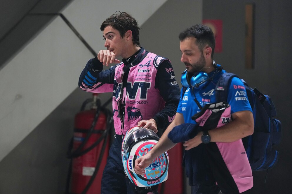 La FIA aplicó la sanción tras el reemplazo de una unidad electrónica en el Alpine. El argentino buscará recuperar posiciones en el Circuito de las Américas.