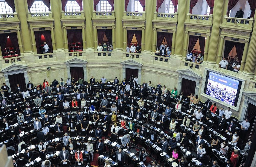 El texto enviado al Congreso plantea una serie de modificaciones a impuestos o regímenes especiales. Este factor se había discutido con el Fondo Monetario Internacional. / Foto: Federico Lope Claro