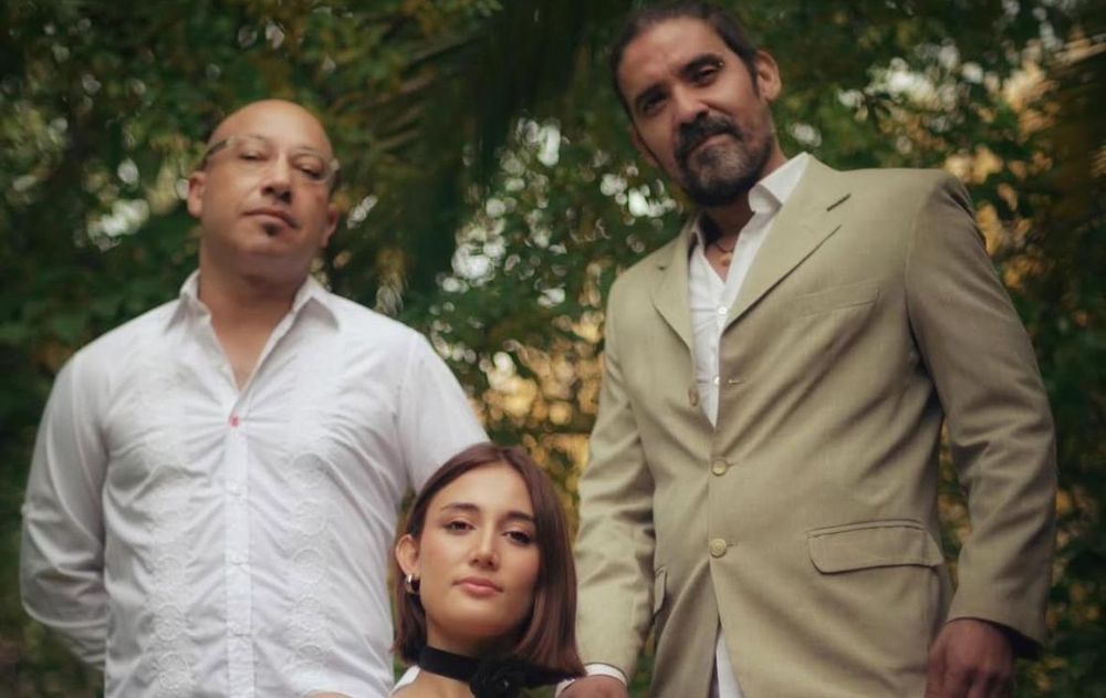 Los Consuleos boleros.jpg