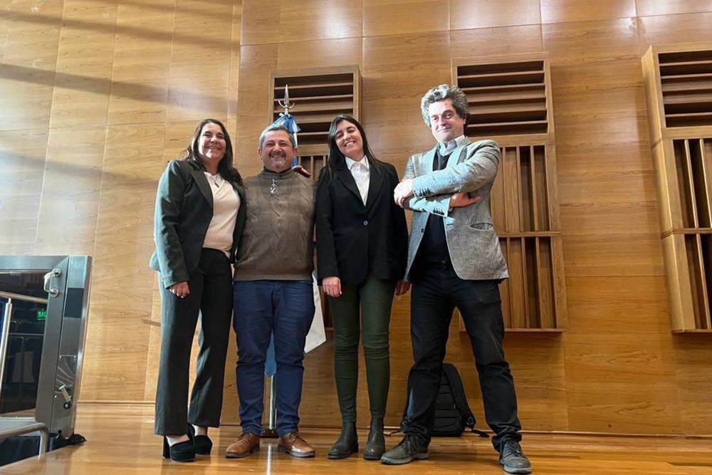 Grupo fundador del proyecto Nanoquimisens. De izquierda a derecha: doctores Fernanda Silva (UNCuyo), Gustavo Pino (UN Cordoba), Sirley Pereira (UN San Luis) y Galo Soler Illia (UNSam), responsables del proyecto.