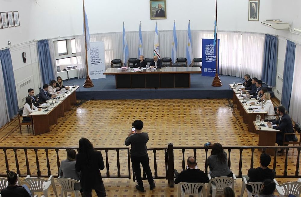 En sesión. Reciento del Concejo Deliberante de San Rafael.