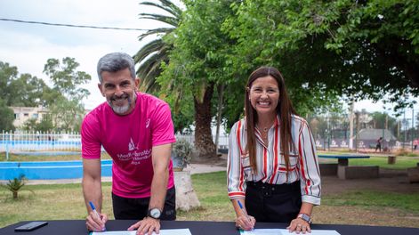 La Ciudad y el Club Cano firmaron un convenio para llevar adelante la escuela de verano
