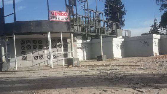 Punto final para un ícono mendocino: el histórico boliche “Al Diablo” está a la venta en la Panamericana. Foto: Gentileza Diego Ejarque.