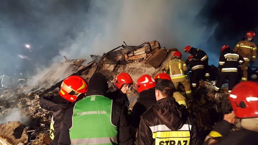 Tragedia en Año Nuevo: decenas de muertos por un incendio en el bar de una estación de esquí en Suiza