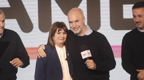 Los Andes | Patricia Bullrich y Horacio Rodríguez Larreta compartieron escenario en el búnker de Juntos por el Cambio (Foto: Federico López Claro)