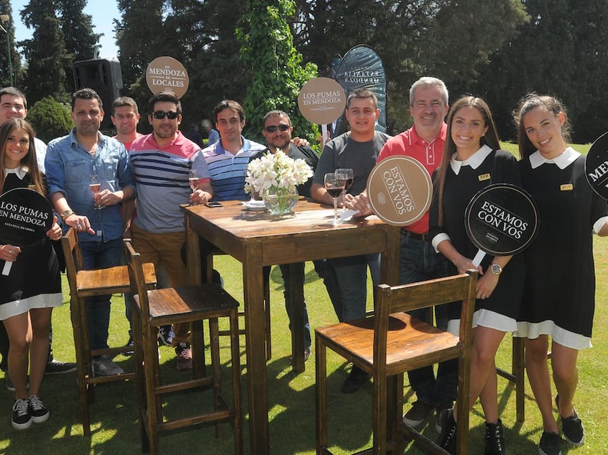 Los Pumas y un cóctel Vip de Estancia Mendoza