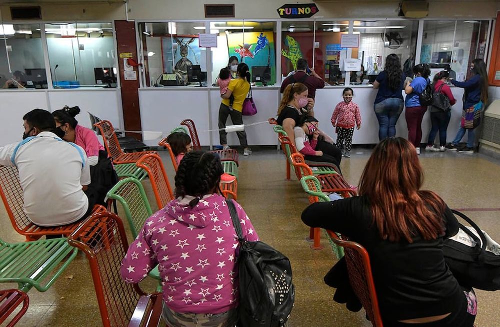 A fines de julio, en Mendoza  se informó que se duplicó la cantidad de niños y adolescentes internados por COVID-19 en el Hospital Notti. Foto: Orlando Pelichotti / Los Andes