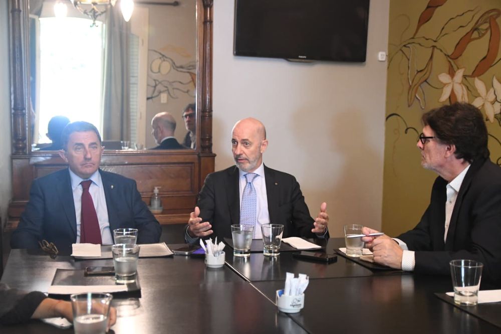 Entrevista embajador italiano.
