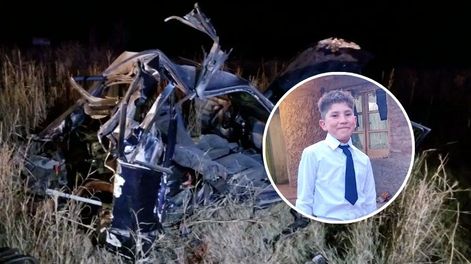 Así quedó el auto en donde viajaba Arian Reinoso, el niño de 12 años, quien perdió la vida luego del fatal accidente vial el pasado 1° de junio.