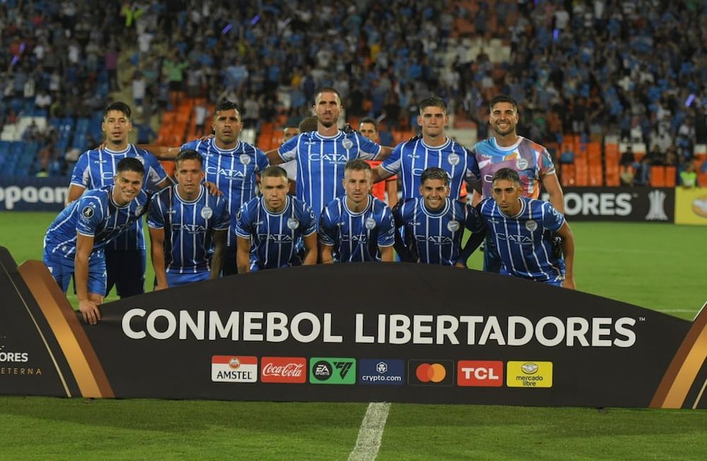 Godoy Cruz enfrenta a Colo Colo por la Fase 2 de la Copa Libertadores / Ignacio Blanco