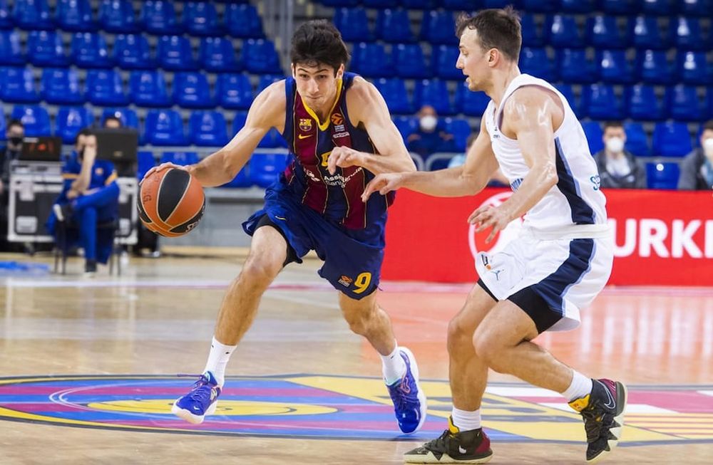 Una destacada participación tuvo el cordobés Leandro Bolmaro en la serie que Barcelona le ganó al Zenit por la Euroliga. (Prensa Barcelona)