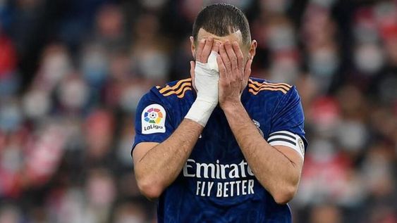 Benzema fue condenado a un año de prisión pero no irá a la cárcel. Deberá pagar una multa de 75 mil euros.