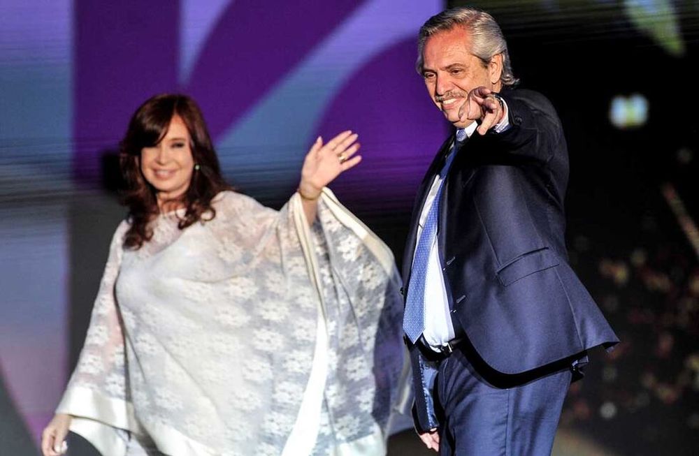 El Presidente y Cristina Kirchner festejarán los primeros dos años de Gobierno y el 38° aniversario del retorno a la democracia. - Archivo / Los Andes
