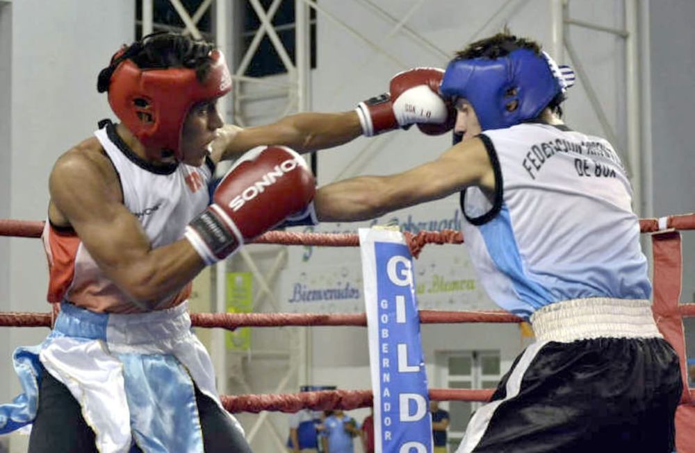 Boxeo: Giuliano Meza se metió en la final del Campeonato juvenil
