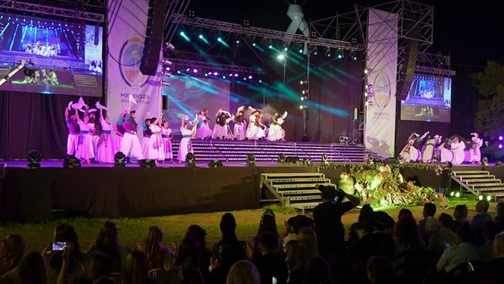 La Bendición de los Frutos abrió el calendario oficial de la Vendimia 2024, en el Predio de la Virgen, en Guaymallén. / Foto: Orlando Pelichotti