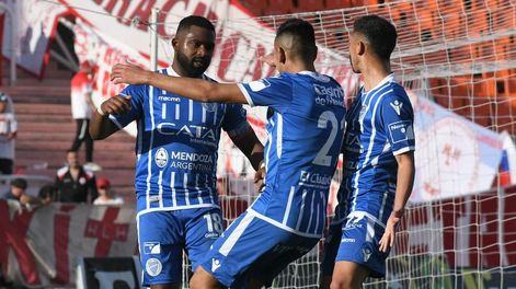 Apareció el Morro García y el Tomba le ganó al Globo y es finalista de la Copa Vendimia