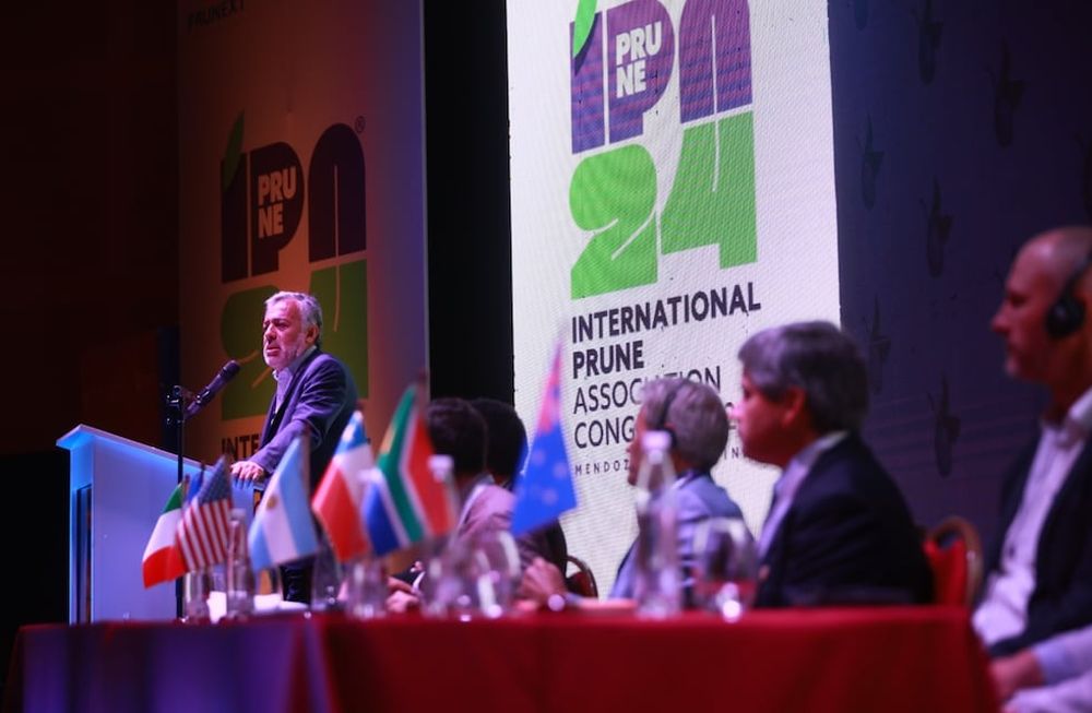 Nuestra agricultura y todo su ecosistema requieren de una organización muy superior a otros lugares de nuestro país”, comentó el mandatario provincial,