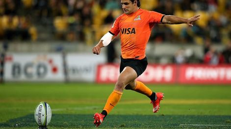 Nicolás Sánchez, quien confirmó su ida al Stade Francais, le agradeció a los Jaguares
