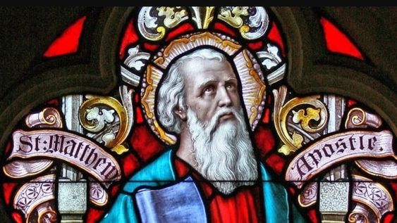 Mateo jugó un papel crucial en la difusión del mensaje cristiano, destacando a Jesús como el Mesías prometido y el Salvador de la humanidad.
