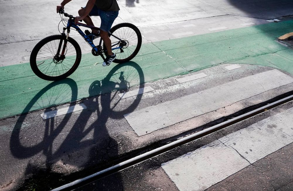 El siniestro se produjo en julio de 2019 en la bicisenda que corre paralela a la calle Godoy Cruz, de San José. | Foto: Ignacio Blanco / Los Andes