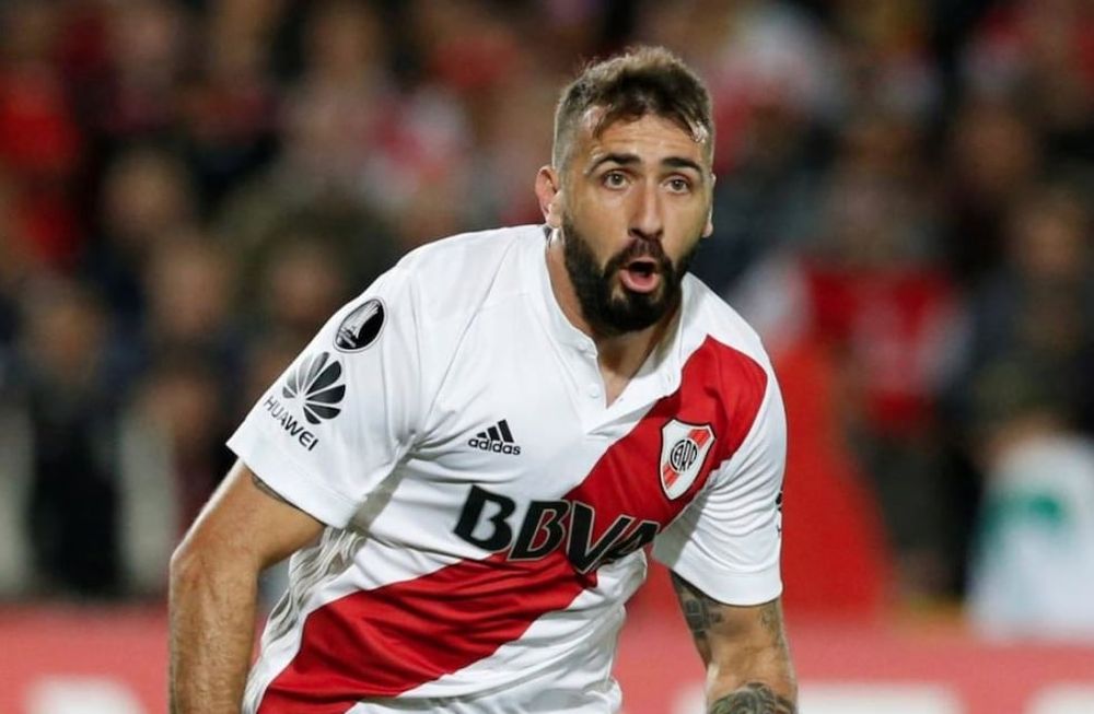 Asaltaron y golpearon al padre del jugador de River, Lucas Pratto