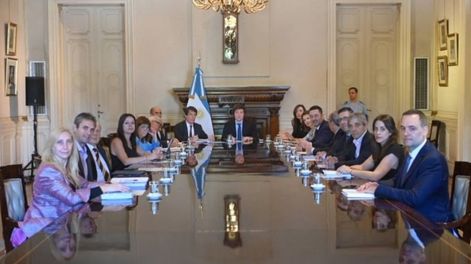 Los Andes | La primera reunión de gabinete del gobierno de Javier Milei.