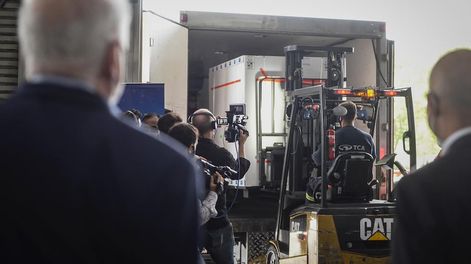 Los Andes | Con las primeras dosis de AstraZeneca, el plan de vacunación avanzará ahora con los mayores de edad