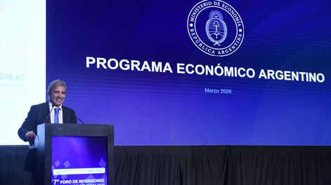 Foro de Inversiones: Luis Caputo aseguró que hay USD 170.000 millones debajo de los colchones