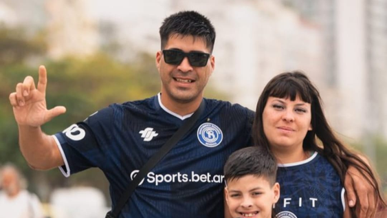 El pueblo leproso desembarcó en Río y hubo fiesta azul en la previa del nuevo desafío ante Fluminense.